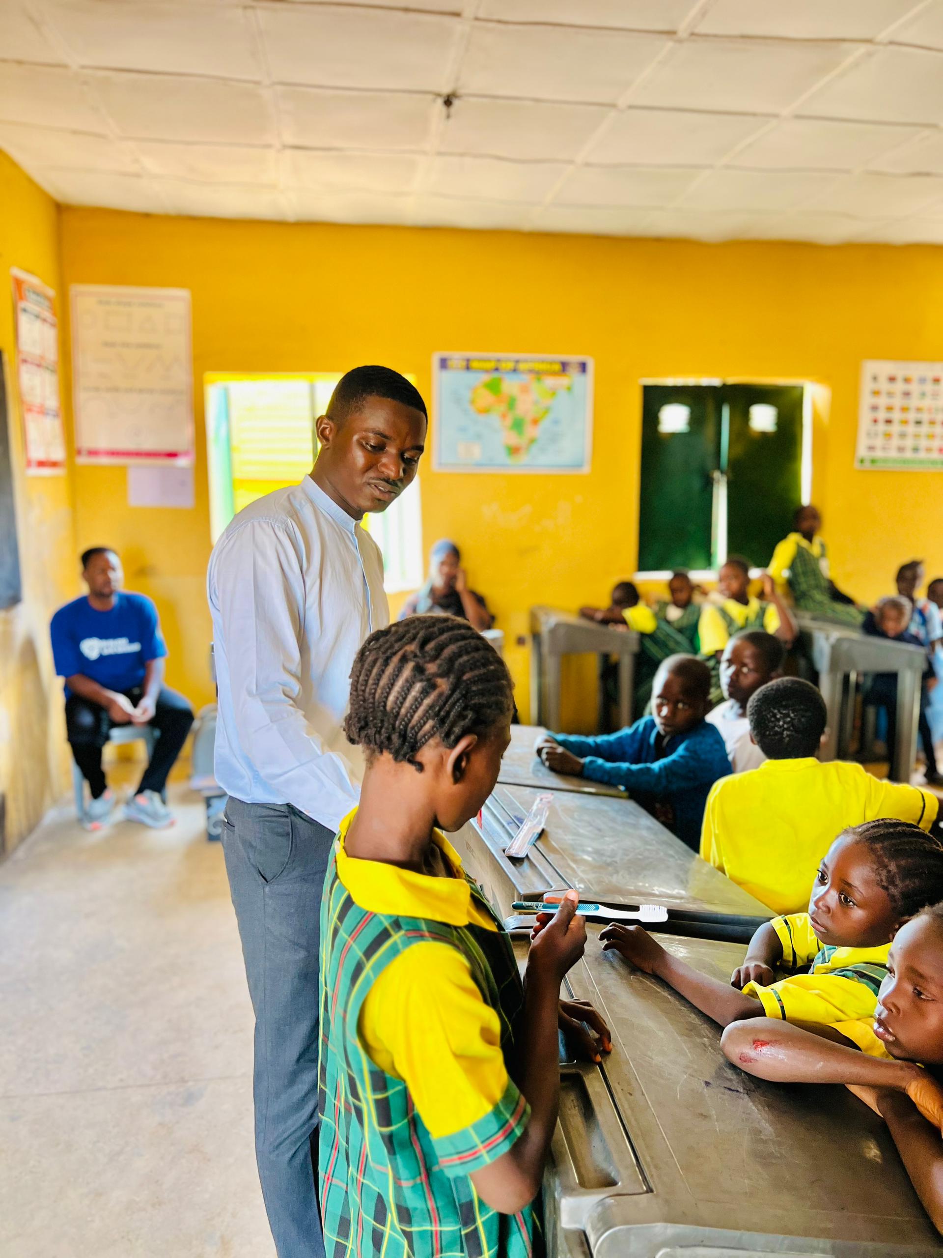 Shalom Links School Outreach (3)